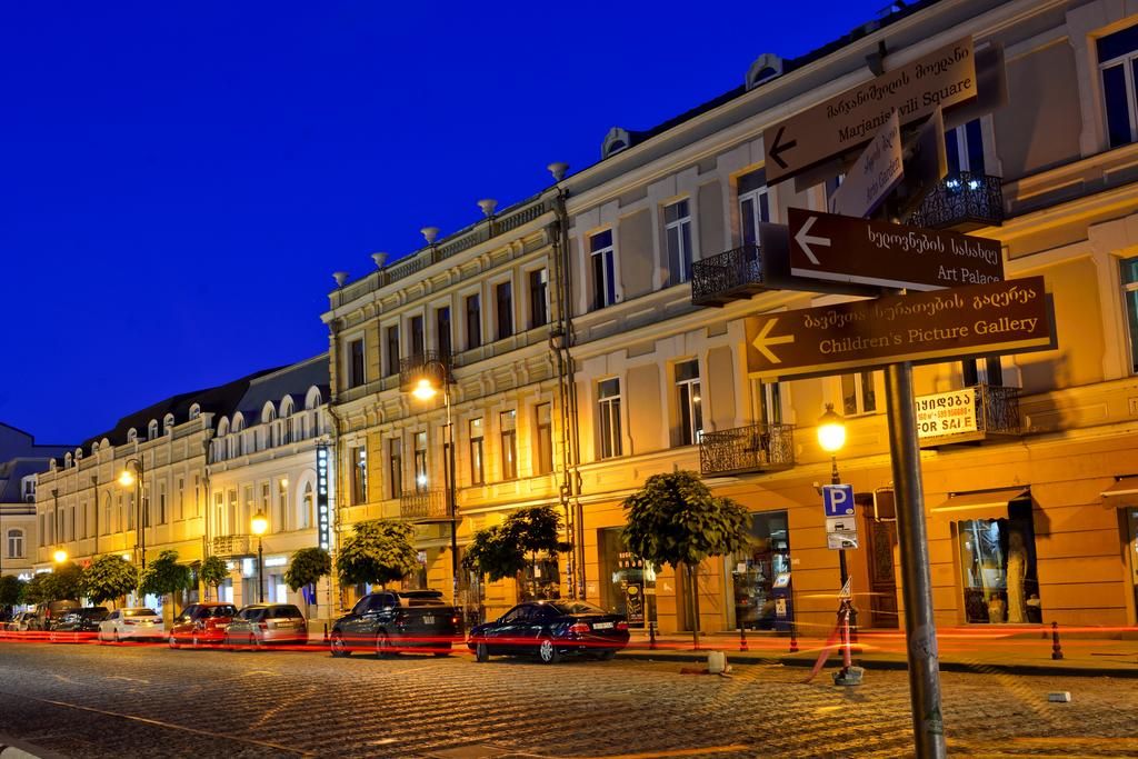 المسافرون العرب على تويتر افضل فنادق جورجيا تبليسي باتومي المسافرون العرب Https T Co Ggipuzktwj فنادق تبليسي جورجيا فضلوها