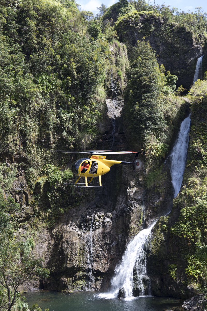 MDHelicopters's tweet photo. Mahalo Ned Dawson @HeliOpsMagazine 4 an amazing shot of #WinwardAviation's #MD500D & the almost-as-amazing waterfalls #HelosInParadise #Maui https://t.co/pwkQDce4LC