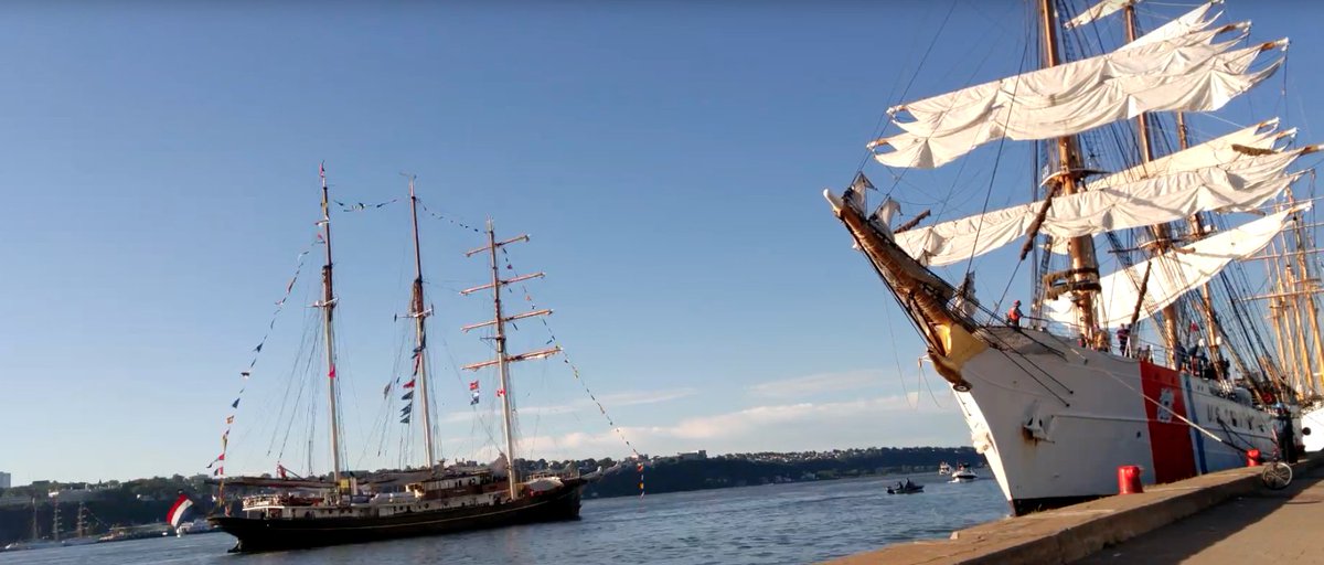 2017RDV's tweet photo. Voici certains grands moments de #RDV2017 à Québec et Lévis! Here’s some moments of #RDV2017! ☺️📽⛵️
👉 https://t.co/GQDecLdP6S https://t.co/QmroiQIhSz