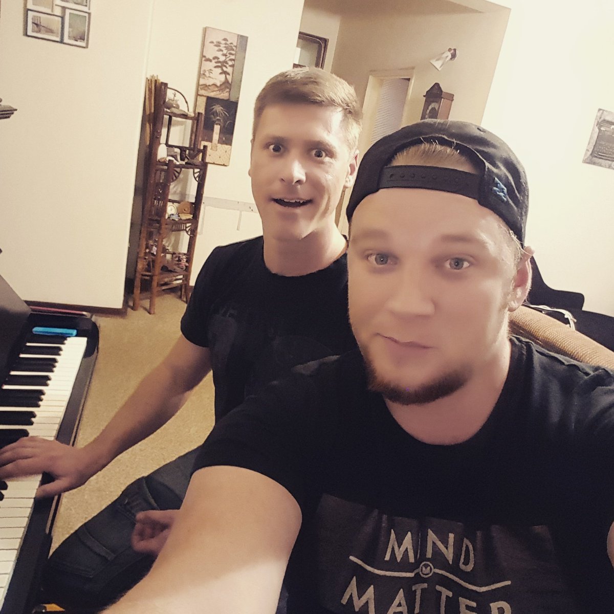 RianStrydom's tweet photo. Recording next week thank you Michael for making my song beautiful with the Piano #newsong #songwriter #Afrikaans #RianStrydom https://t.co/bkzVuJRR6C