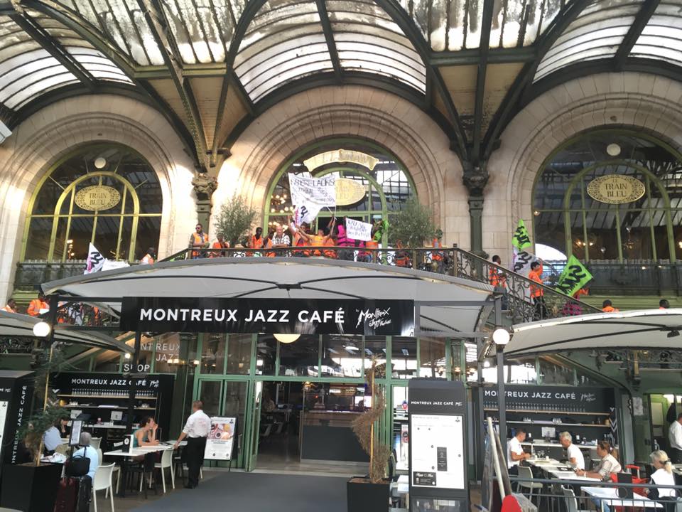 Fede_SUD_Rail's tweet photo. 2ème jour de #greve pour les salariés #Lancry !
#tousensemble et unis, les agents LANCRY vont #Gagner !!!!! https://t.co/EPnyyDDAZf