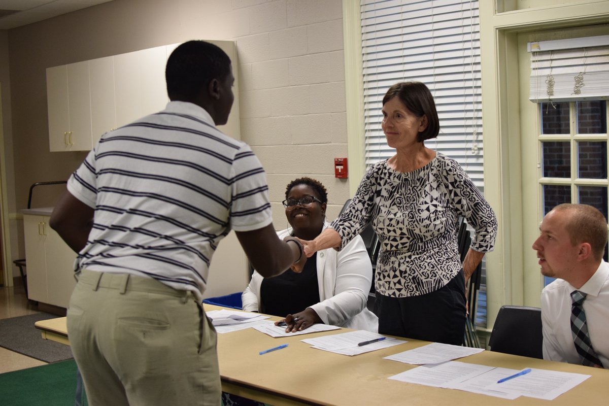 Do you have a passion for helping young adults meet their goals? Join our StepUp team today! stepupministry.org/join-the-team #WeStepUp