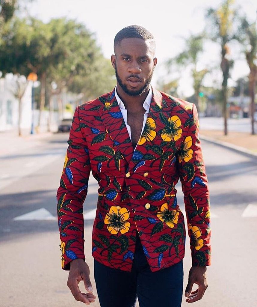 Bra_Perucci's tweet photo. Men Who Rock African Print 😍😍
@sir.chidi In @kentegentlemen ||https://t.co/7vsBQMZNAp #AfricanPrint #doublebreas… https://t.co/abD6nlNnlI https://t.co/UClTG5xw50