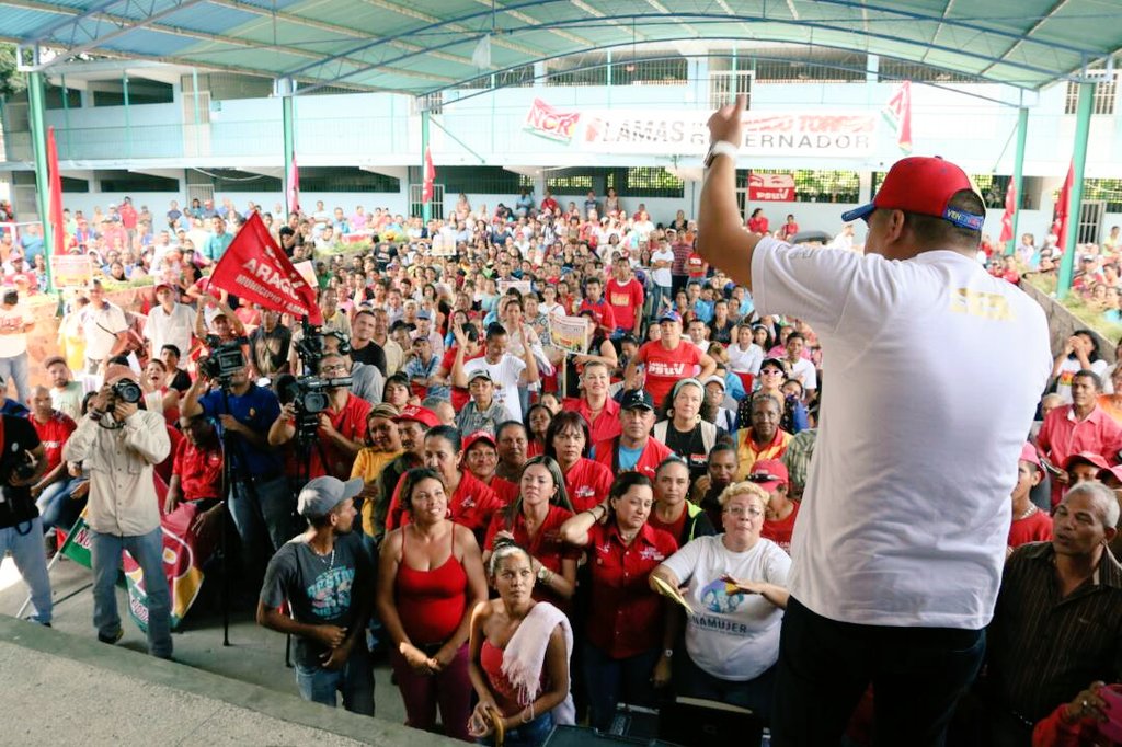 RMarcoTorres's tweet photo. La infinita fuerza del poder popular se hace sentir en este municipio ¡En #Lamas gana Chávez y la Revolución!#LamasConMarcoTorresGobernador https://t.co/ihRDGcivvM