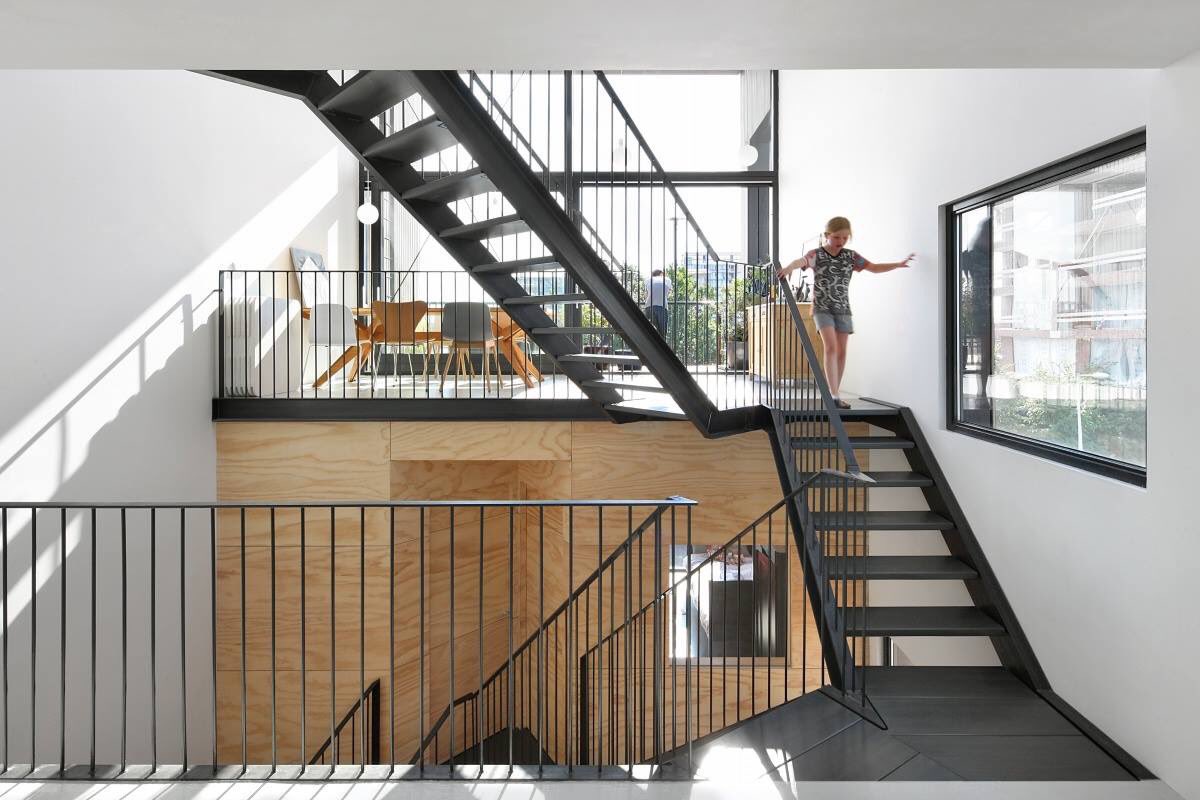 Morgen Start de Verkoop van Superlofts geheel in festivalsfeer bij <a href="/KUUBcpb/">KUUB</a> (naast IKEA) tussen 18-21u. Meer info: bit.ly/2vAk4O1