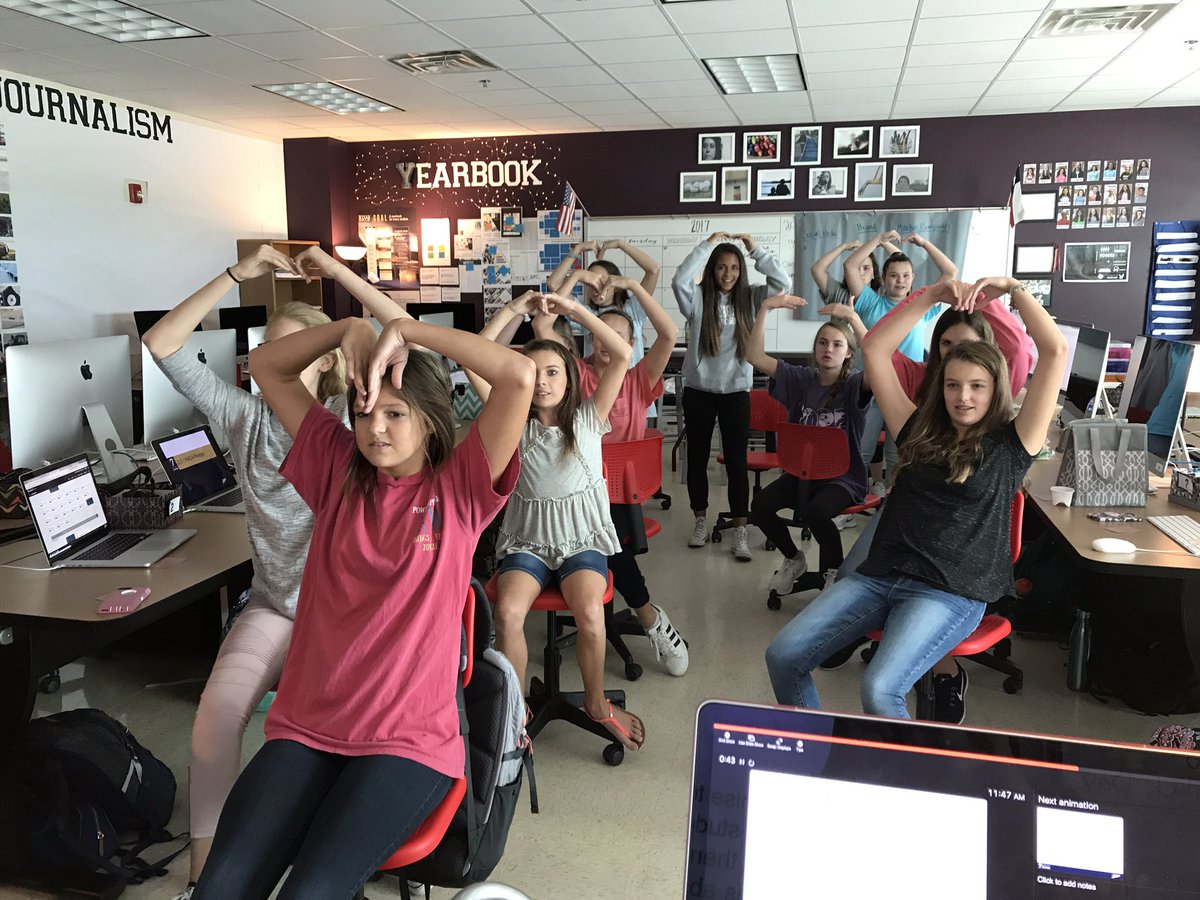 YRBKrogersMS's tweet photo. #eagleedition staff pledging to bring @ProsperRogersMS a great book! Hand motions to the YMCA #biggerbolderbetter https://t.co/GsCrTAmXjc