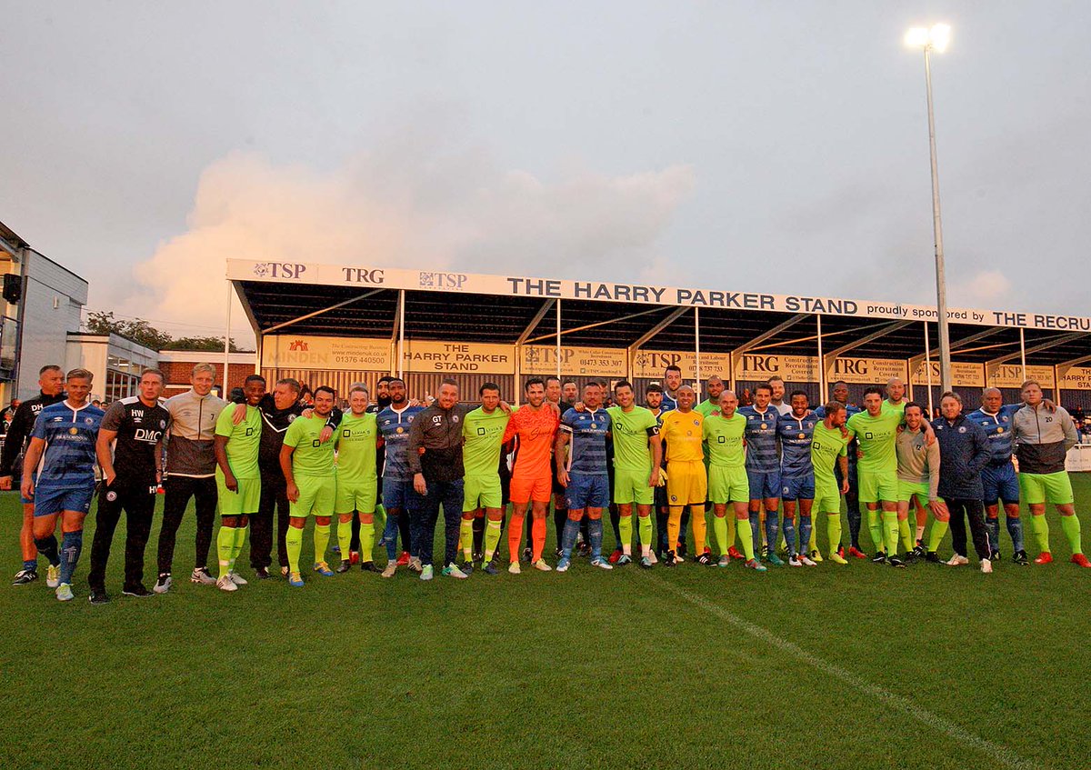 <a href="/glenntamplin/">Glenn Tamplin</a> <a href="/BTFC/">Billericay Town FC</a> <a href="/MarkWright_/">Mark Wright</a> <a href="/Mrjamieohara1/">Jamie Ohara</a> Jamie O'Hara takes on the Glenn Tamplin managers role as Glenn and Mark lead out the teams.