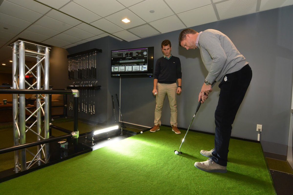 TrueSpecGolf's tweet photo. Our #TrueSpecNYC putter studio powered by @Quintic_Sports and #ClubConex. Making more putts starts here. #AlwaysCustom https://t.co/Qq0aVBwRzz