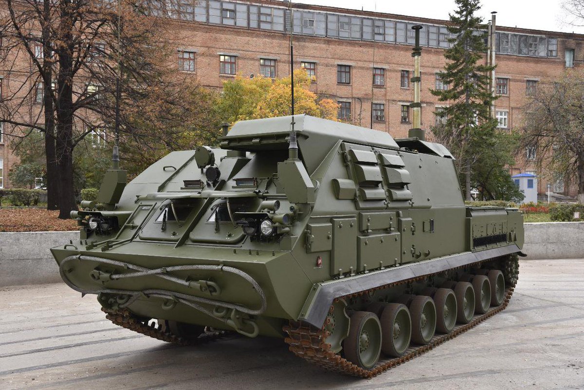 صواريخ بوك إم -3  تدخل الخدمة بالجيش الروسى هذا العام   DIgfpFqXoAAw1SH