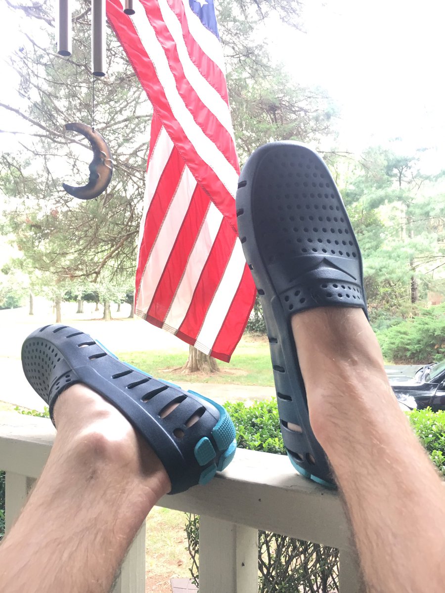 ccmorris31's tweet photo. @floafers Just got mine today! I'm not gonna lie, they are awesome!! https://t.co/3hmdpriJmI
