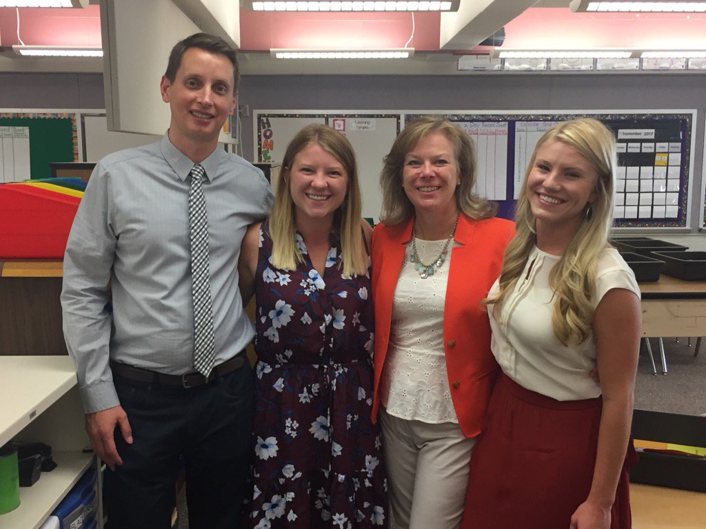 LisaCarlsonWPS's tweet photo. Looking forward to Open House at Birchview tonight #BVRox  @bvfiedler5 @KirkBilleWPS @bvallison5 @LisaCarlsonWPS https://t.co/ntY2o5XIQJ
