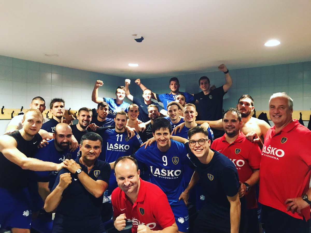 Ena ekipa z velikim 💛💙💛. #rkcpl #rkcelje