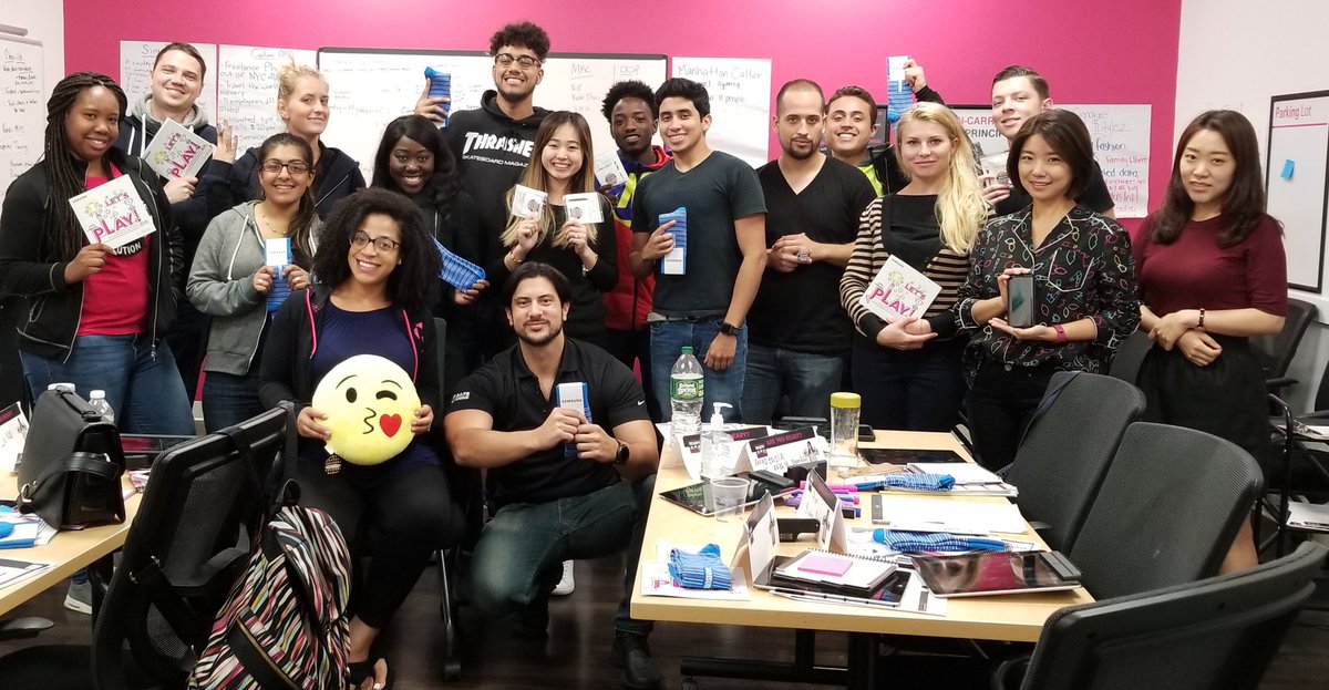 JakeJonesNYC's tweet photo. Astoria MLC yesterday with #SamsungHQ in the house! @trainerdani5 @theSamsungSide @JohnLegere #MagentaFamily #Note8 https://t.co/6Z51u0EOSc