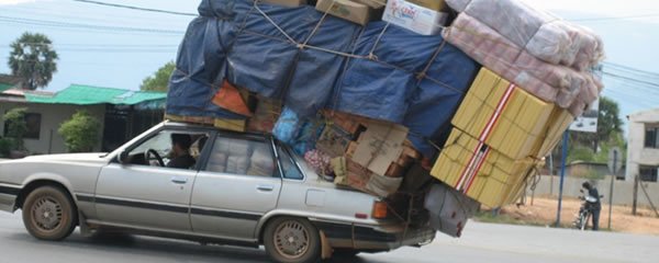 thefelonsclub's tweet photo. Just getting the car packed for the journey down the road to the club in the morning #KennedyWay #Belfast https://t.co/nTtQgOuXsJ