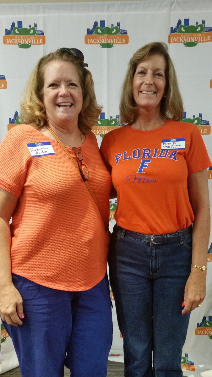 Msfast2walk's tweet photo. GATOR GIRLS 1st outing of the year!!! https://t.co/ypBxWlrKkx