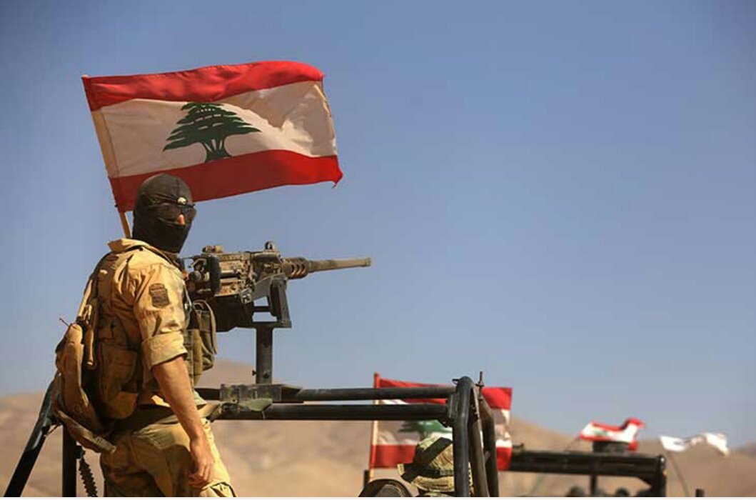 #حزب_الله 
اريد امشي للعباس  وشكيله كل هم 
ينهي #الحرب_والنار_ويوكف_الدم  
#اللهم_احفظ_العراق_ولبنان_وسوريا  
فد احزام وفد ايد أن شاء الله