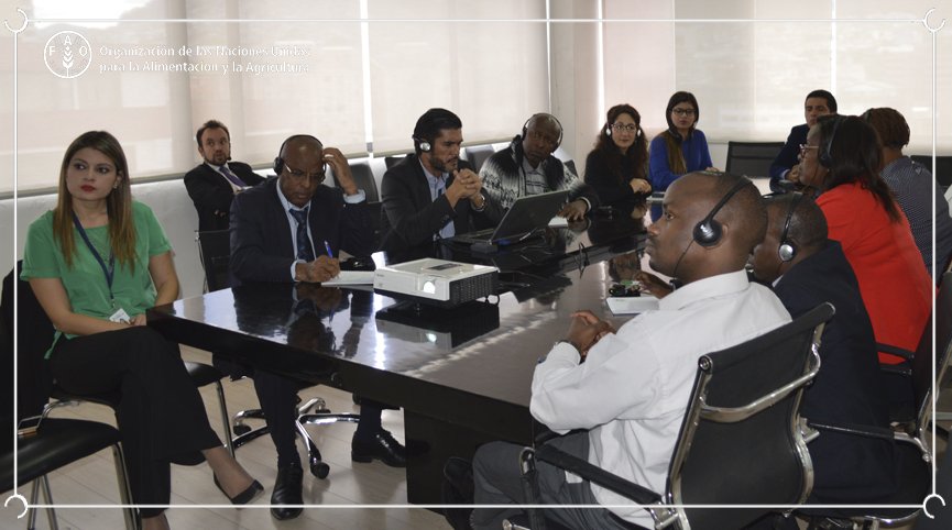 FAOEcuador's tweet photo. #UNFAO facilita proceso de #CoopSurSur entre #KeniayEcuador sobre programas de desarollo social y nutrición con el apoyo de @InclusionEc https://t.co/5GzVGblXLv