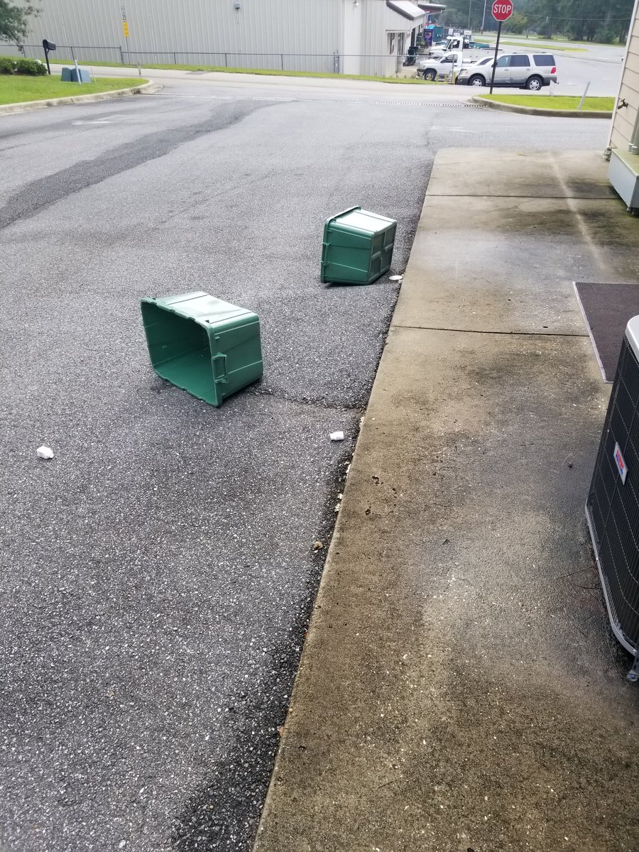 FSUglover's tweet photo. @Waste_Pro_USA 6 and 12 inches. All it would take to put containers back on the business curb,instead of driveway. #lazy https://t.co/G6UHrQGEW3
