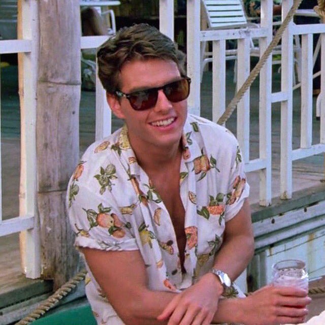 "Sex on the beach, schnapps made from peach; the velvet hammer, the Alabama slammer" 🍹Something new is coming to #BarSazerac very soon. ⚜️🥃🎞