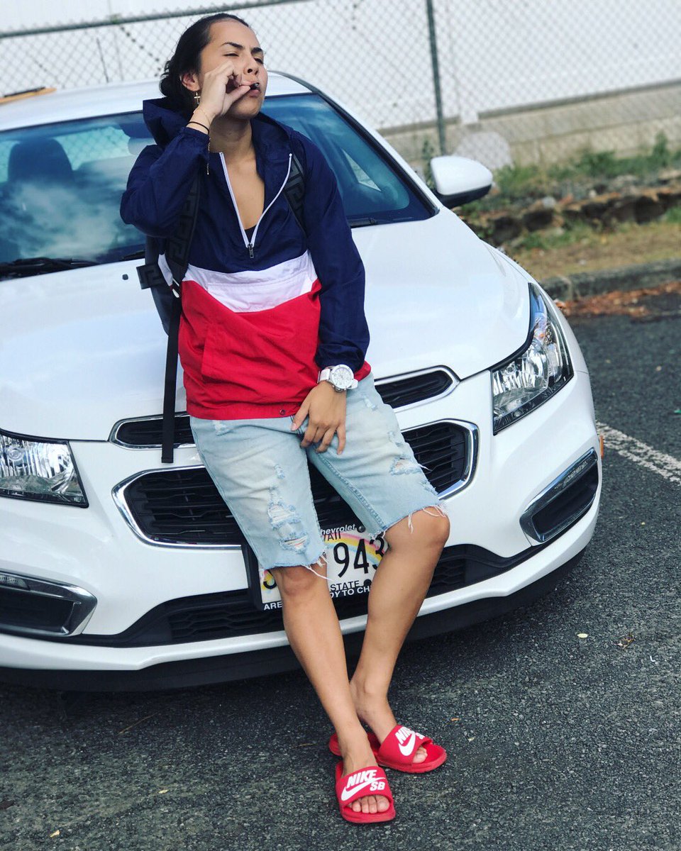champaynebreezy's tweet photo. iPhone 7+ Gang 💎💪🏽 #Quality https://t.co/B9Ky2yr7cX