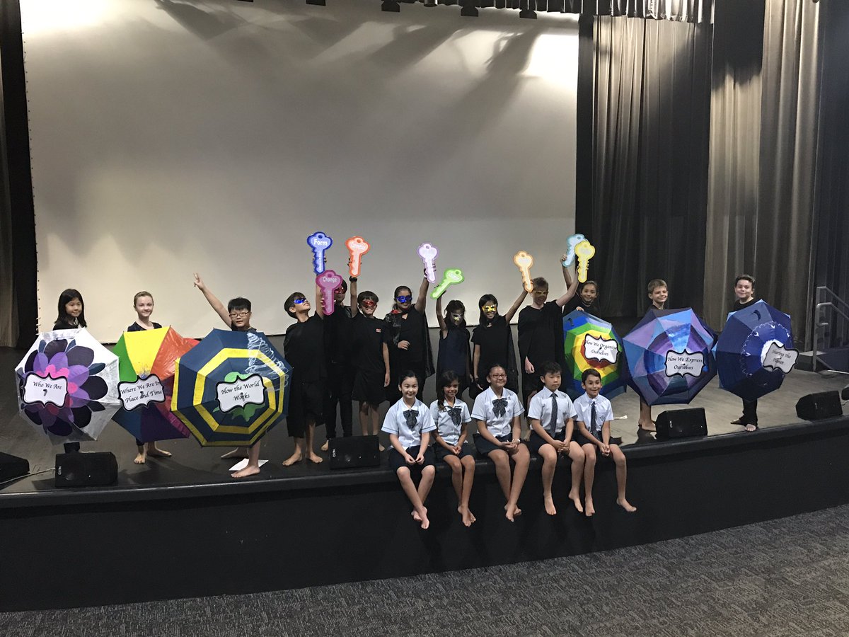 simonedivers's tweet photo. Super impressed by my class explaining the PYP so clearly today in assembly! You guys make teaching so fun! #GWAinspire #pypgurus https://t.co/1g7Fc3y70J