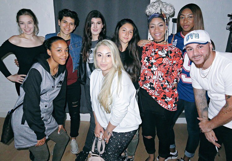 Some of the <a href="/TheHoneyJam/">Honey Jam Canada</a> ladies at the <a href="/spotify/">Spotify</a> workshop today!