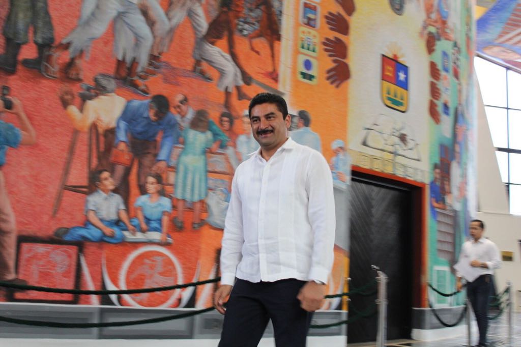 #Chetumal Presenta Pedro Escobedo su postulación a la @_ASEQROO  ante la Comisión de Hacienda del <a href="/CongresoQRoo/">Congreso del Estado de Quintana Roo</a> macropolisqr.com/presenta-pedro…