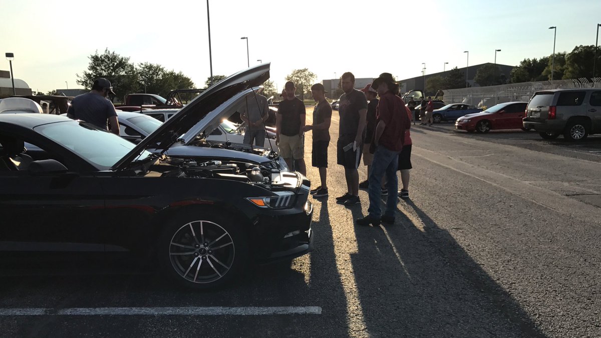 pittstate's tweet photo. Always love checking out the sweet rides at the annual Auto Tech Car Show and BBQ! #oagaag #gorillatech https://t.co/GtuS512uat