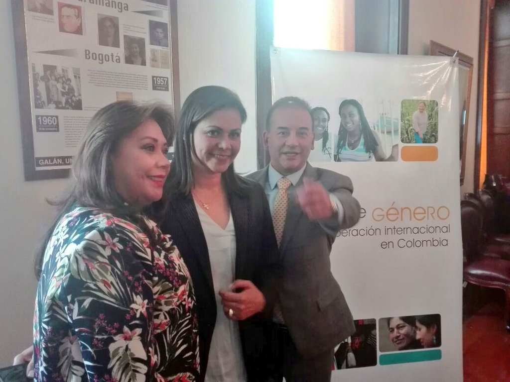 Gloria Stella Díaz tweet media