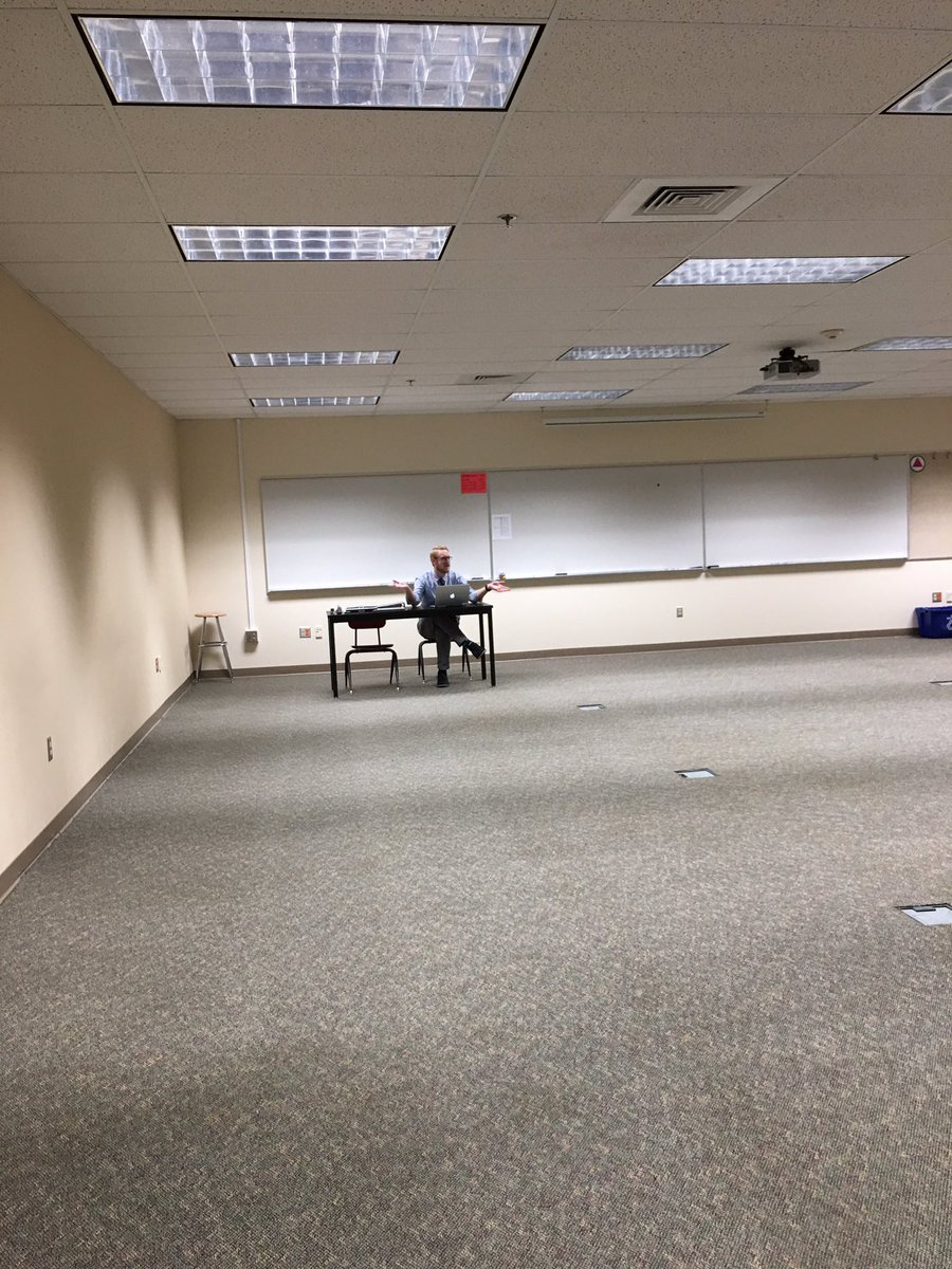 suptdcolosky's tweet photo. Mercer Island High School Where's the furniture? Great #MIFirstDay2017 experience for our kids! https://t.co/W5YhFqkaX1
