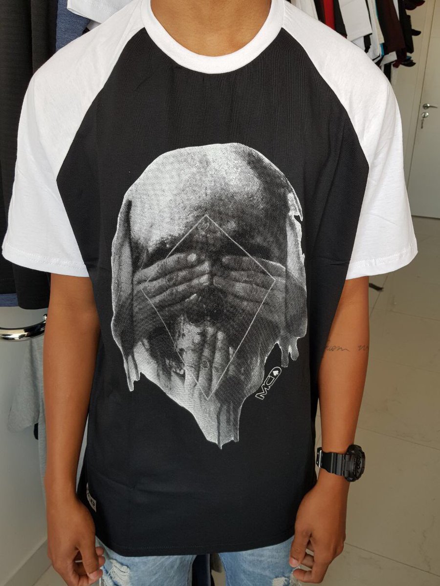 outletsalerj's tweet photo. Mcd R$49,90 https://t.co/vnFVKqczU5