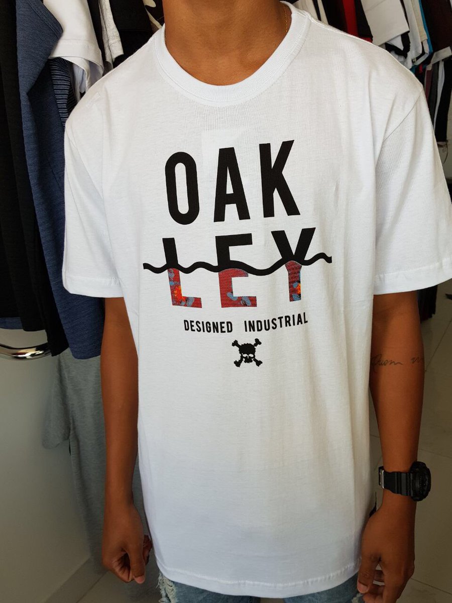 outletsalerj's tweet photo. SÓ OAKLEYZADA 🙅🏽‍♂️ https://t.co/v6Fd8UzI2q