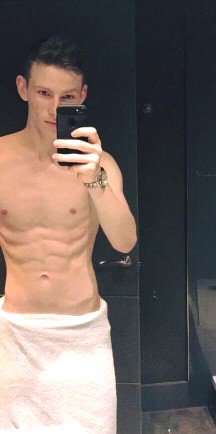 Add me #snapchat felixjonesxx x https://t.co/xWAdqEykTe<a href="/tag/snapchat"class="tags">#snapchat</a>