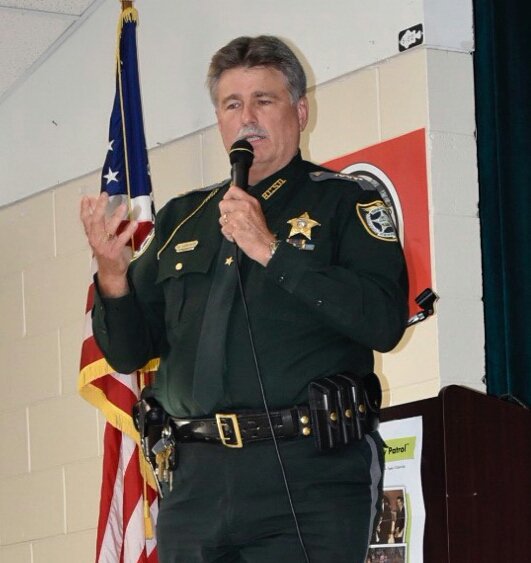 Thank you Sheriff Neinhuis for supporting DES safety patrol students. #SafetyFirst