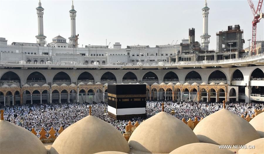 CGTNOfficial's tweet photo. Over 12,000 Chinese #Muslim pilgrims converge on Mecca in #SaudiArabia for #Hajj https://t.co/fOacpUxWHl