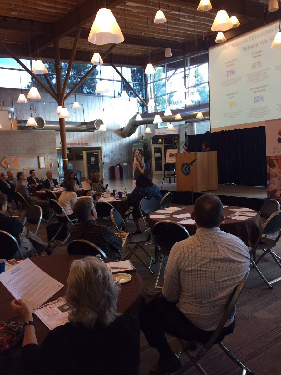 ExpectMoreAZ's tweet image. Kicking off our Education Progress Meter event in Northern AZ in partnership with @NAZLeader #AZProgress #AZFuture