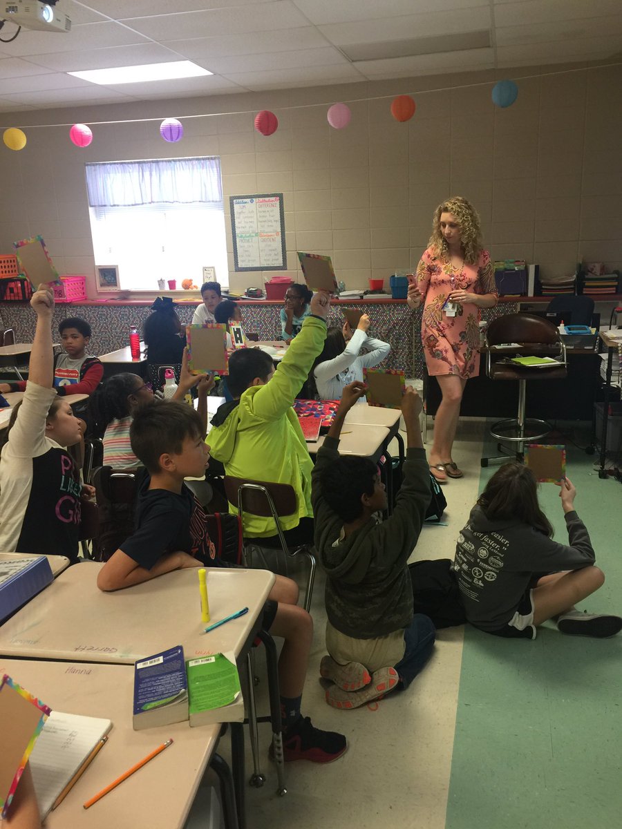 leeslearning's tweet photo. Formative Assessment Fosters Teachable Moment #Lane'sInTheMomentTeaching #Plickers #MCSSBeBold @MadCoSchools @AlabamaGRIT @amstiweb https://t.co/8E1IuVemtP
