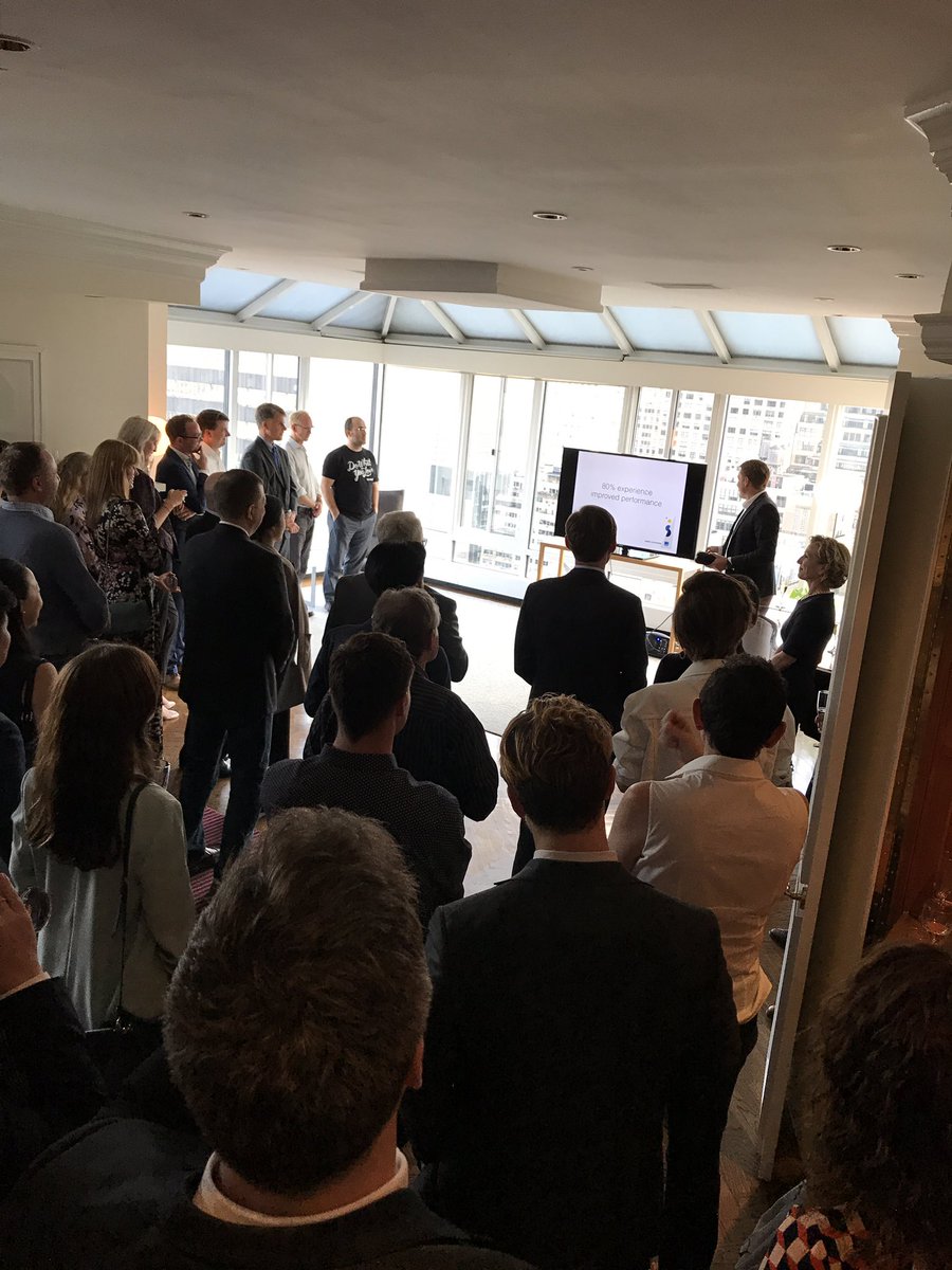 CarinaAlm's tweet photo. Norwegian Startups in NYC
#Gaitline & #Upwave pitched their exciting products after attending the #Norwegian NY accelerator #ERAGlobal 👌🏻 https://t.co/r8IAOLpv2V