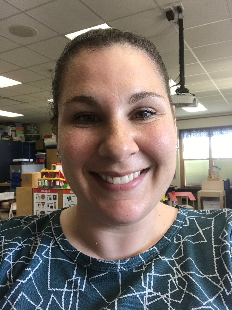 HVaneyckEC's tweet photo. Open House 2017 is in the books! It was so nice to see everyone! I'm really looking forward to starting a new school year with your kiddos! https://t.co/QYOGF0zHmW