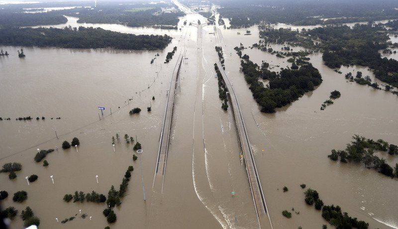 PeterSchorschFL's tweet photo. Donald Trump order undermines rebuilding better for future floods https://t.co/NIUfkgsjZw #FlaPol https://t.co/3YEBTZiTBL