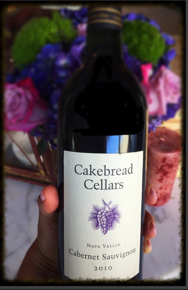 mycuvee's tweet photo. #cheers to #national #cabernetday ! #cakebread #wine #napa #vibes #cuvee #la #winebar #happyhour #mood #healthy #food #summer #madness #love https://t.co/BeyA92bdvC