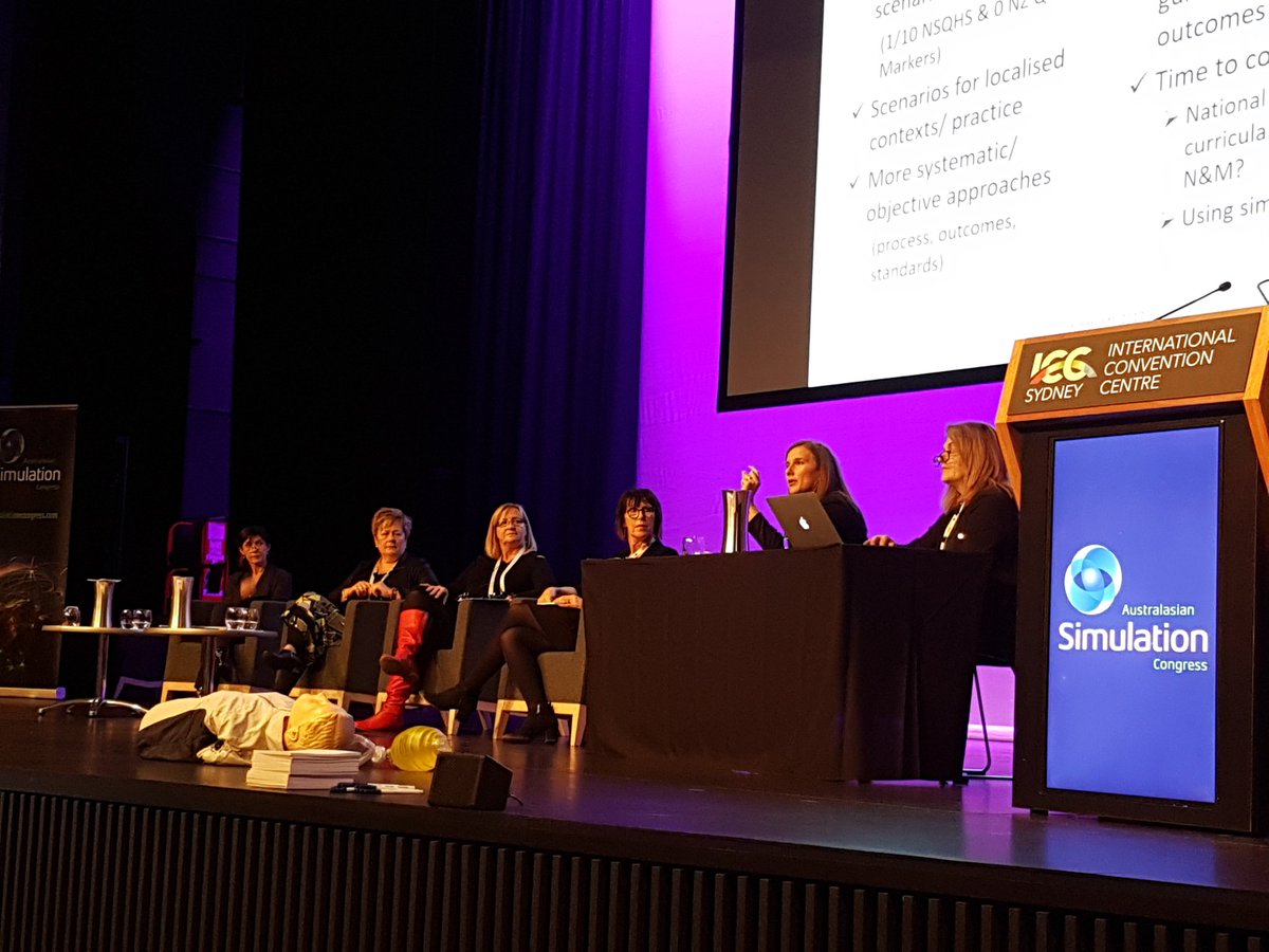We need to push for change in #simulation #education &amp; ask should it be hours or competencies <a href="/Prof_TLJ/">Tracy Levett-Jones</a> <a href="/KellyKelmich/">Michelle Kelly</a> #SimCongress