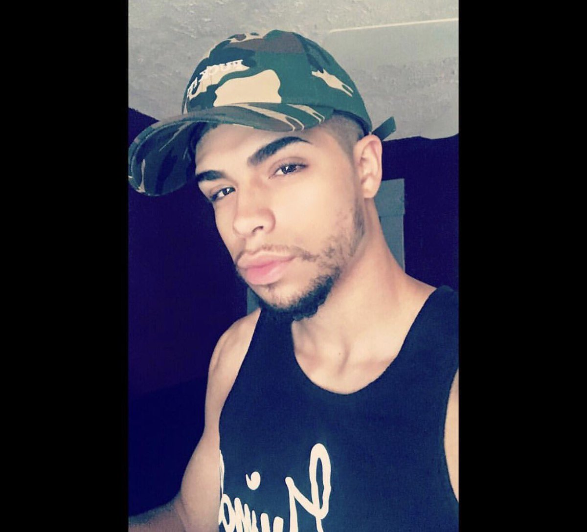 IdgafAngel's tweet photo. New profile pic 😤🖕 https://t.co/vi0mz62SmP