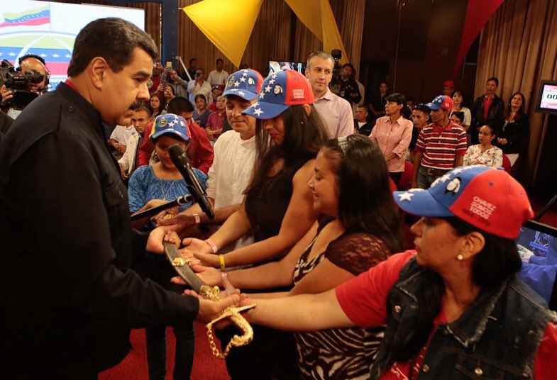 JauaMiranda's tweet photo. Vaya historia la que estamos haciendo.Hoy tuve el honor de conocer a los protagonistas de Palo Gordo.Ellos y ellas son pueblo sabio y libre! https://t.co/oZMhpEkvLN