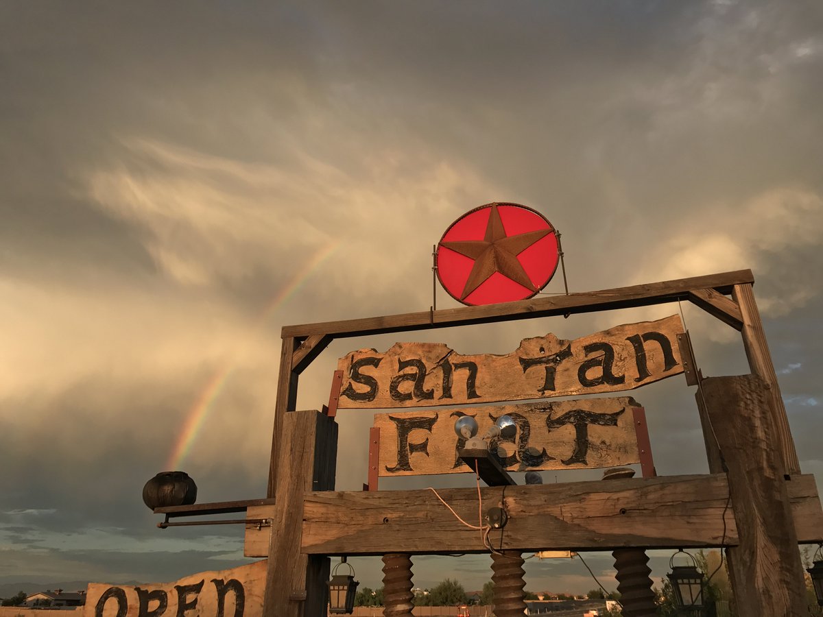 san tan flat tweet media