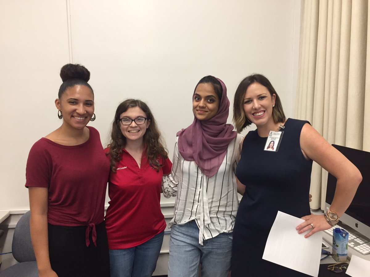 FSMCJDept's tweet image. Meet the clients day in #FSPRWriting -- Yay for @ccdof_fresno 🙌🏻