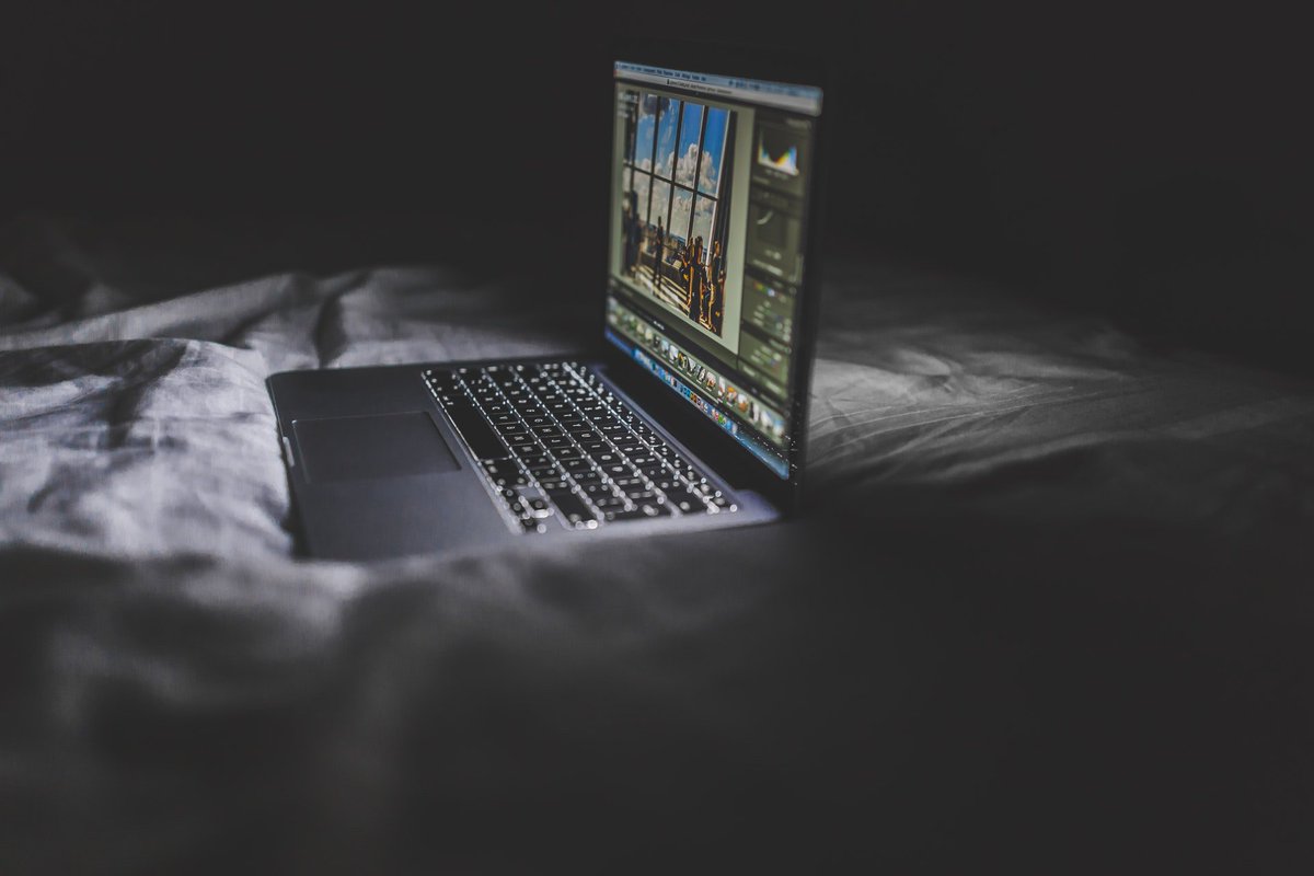 #Sleep #ProTip: If you have trouble falling asleep, shut off those electronics when you're in bed!