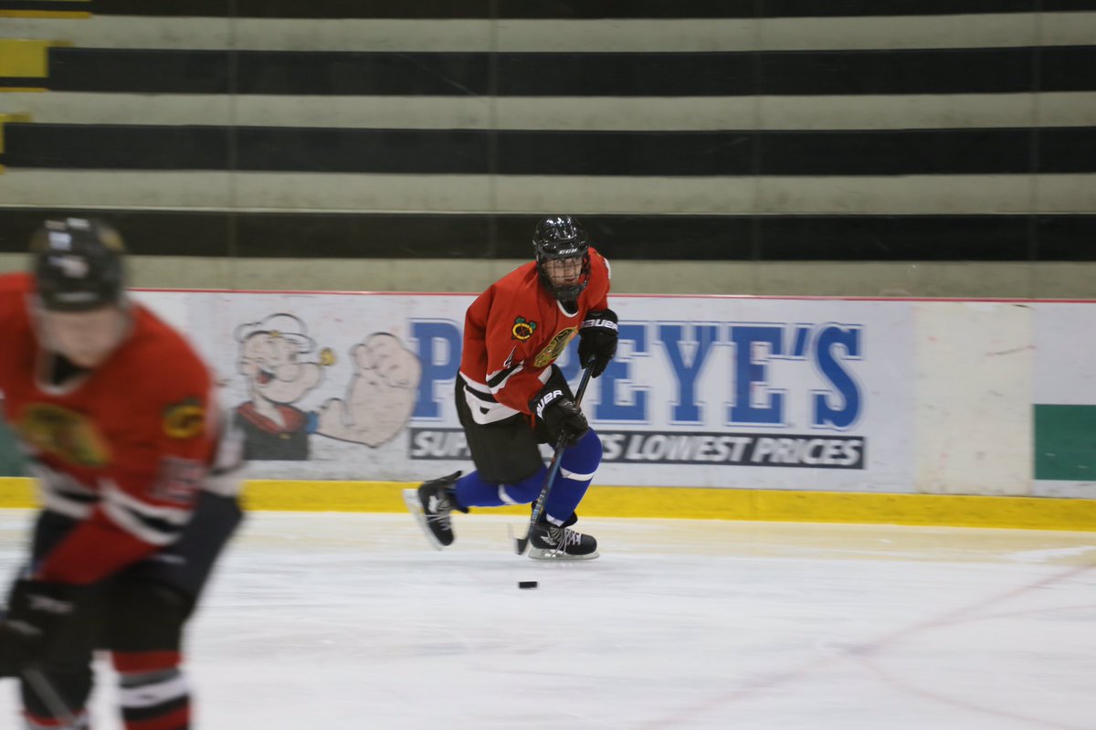 mmjhlhawks's tweet photo. The gents are skating hard! #2017tryouts @MMJHL https://t.co/B7XYGtrsik
