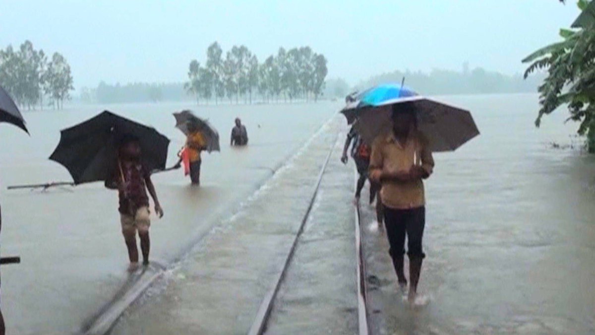 climatehawk1's tweet image. Hurricane #Harvey: Zip code &amp;amp; race determine who is on front lines of #climate change crwd.fr/2vCGpdY #divest