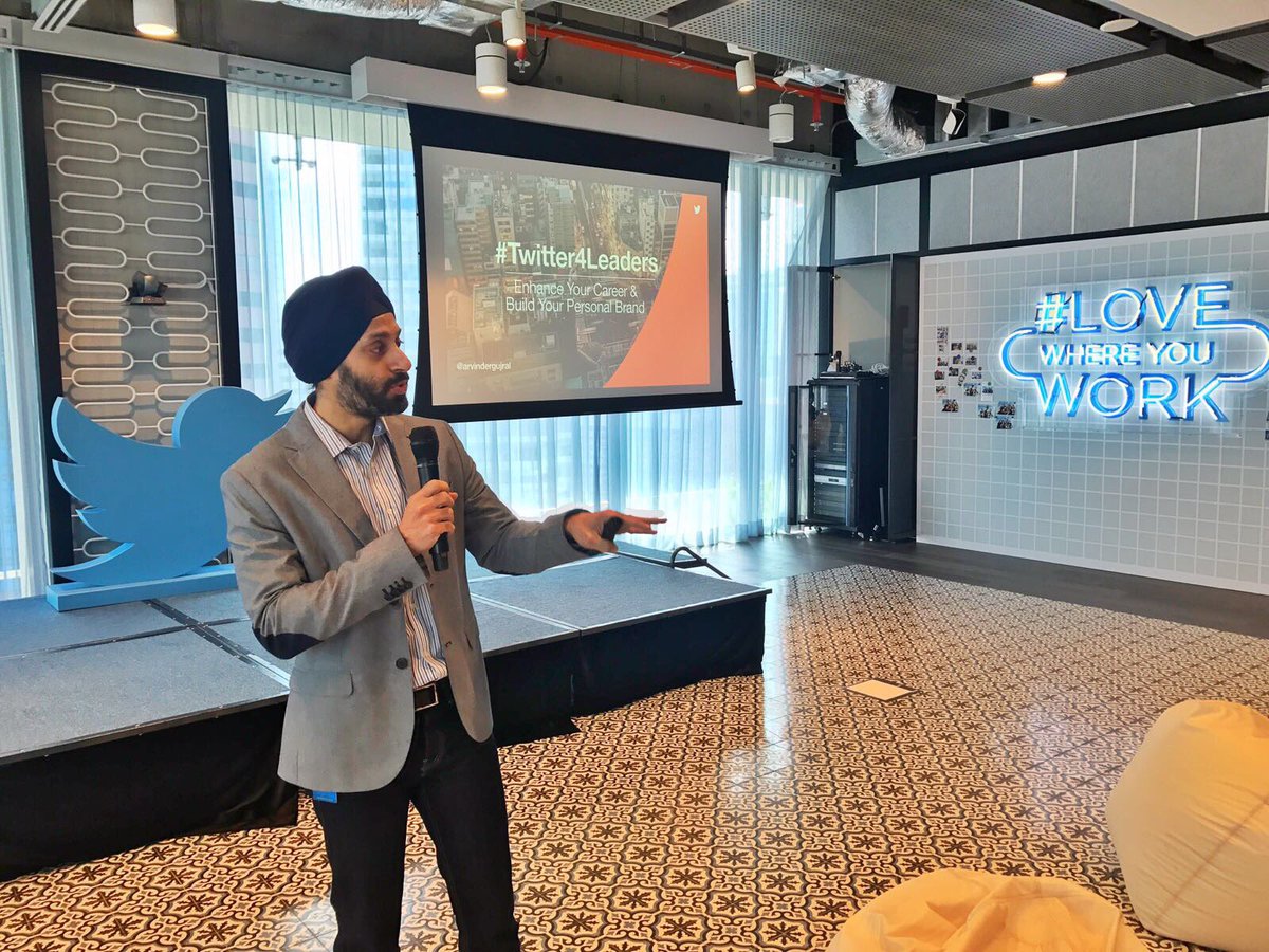 Marketing SEA tweet media